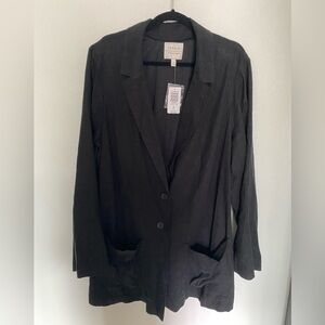 *CLOSING SHOP MUST GO* NWT torrid blazer
